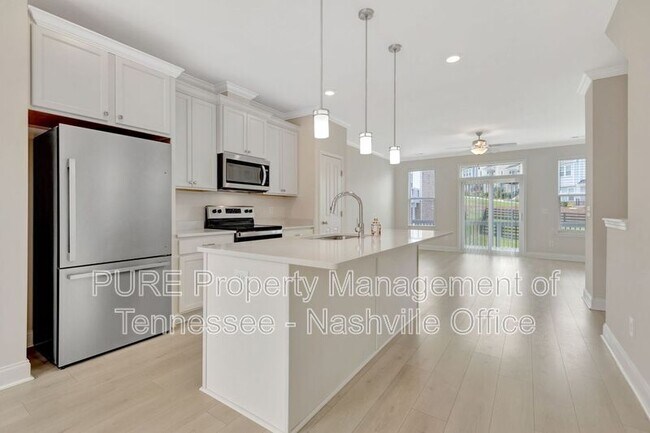 Building Photo - 3314 Tasker Dr