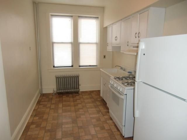 Building Photo - 2822 Harrington Ave