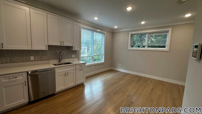 Foto del edificio - 104-106 Warren St.