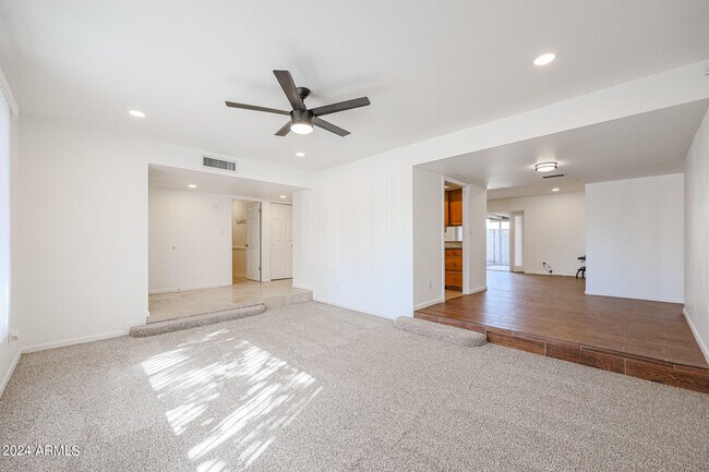 Foto del edificio - 3332 W Crocus Dr