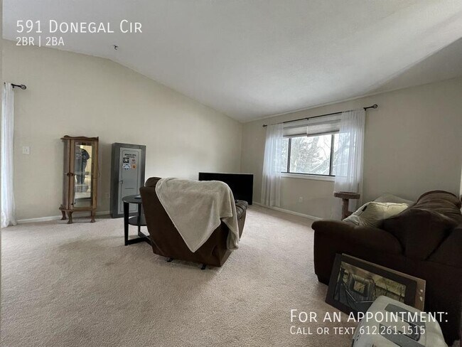 Building Photo - 591 Donegal Cir