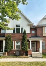 Building Photo - 847 Bur Oak Ave
