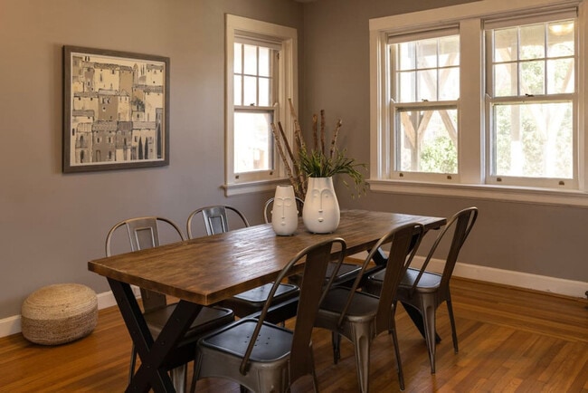 Building Photo - 2584 Madison Rd