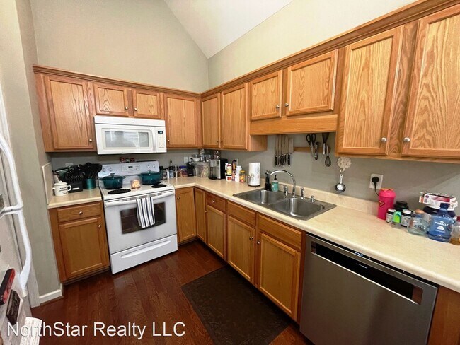 Foto del edificio - 2 br, 2 bath House - 5905 Southwood Pkwy