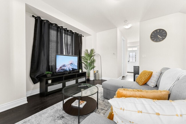 Building Photo - 30 Ever Sweet Wy