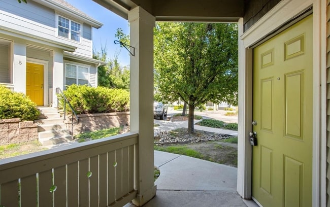 Foto del edificio - 3331 Apple Blossom Ln