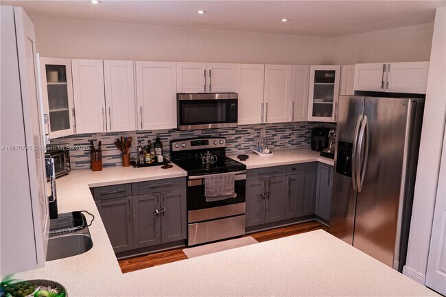 Building Photo - 16244 SW 57th Ln