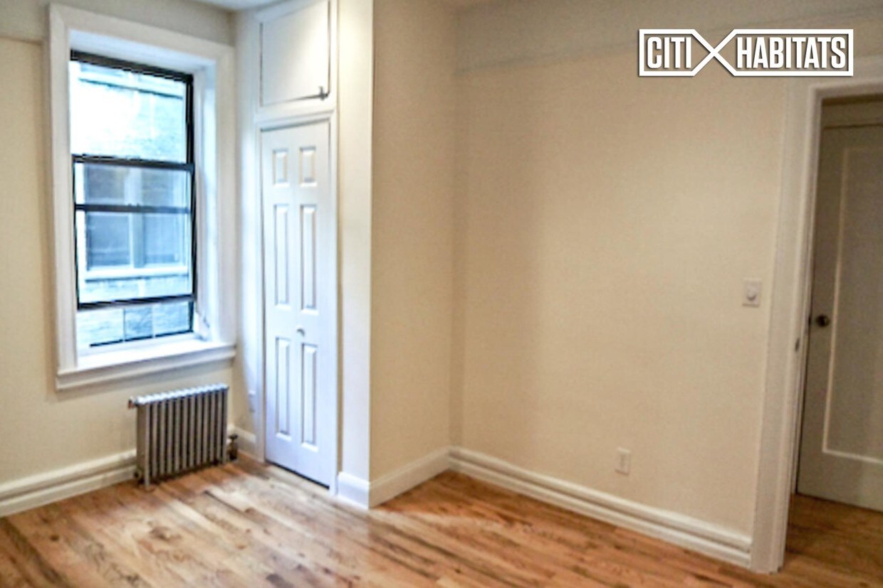 Foto del edificio - 5025 Broadway