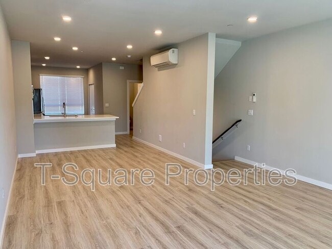 Building Photo - 14925 44th Ave W