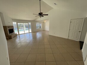 Building Photo - 3617 Charles Dr