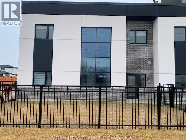 Photo du bâtiment - 4400 Laurier Pkwy