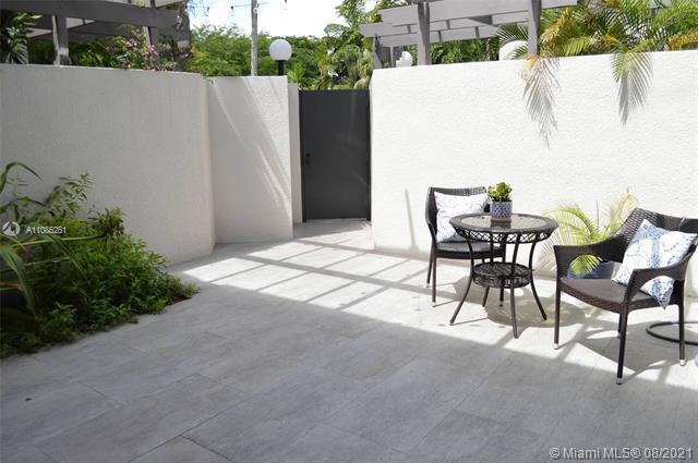 Foto del edificio - 4708 SW 67th Ave