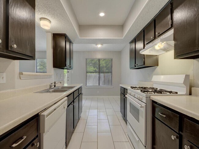 Building Photo - 9203 Kempler Dr