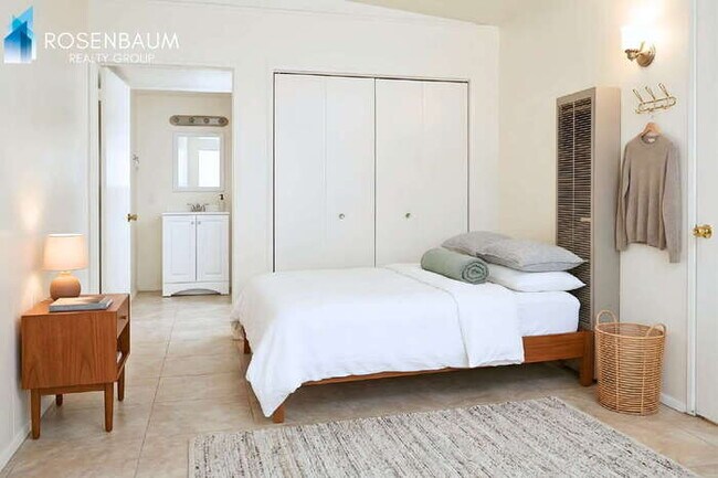 Foto del edificio - 2466 N Treat Ave