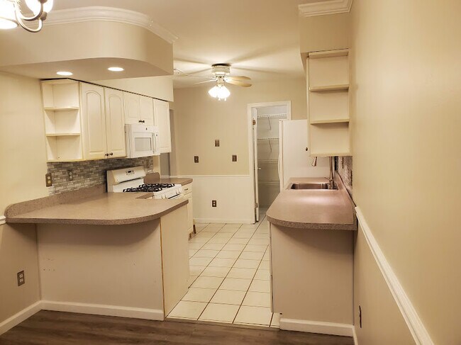 Foto del edificio - 2 Ginger Dr