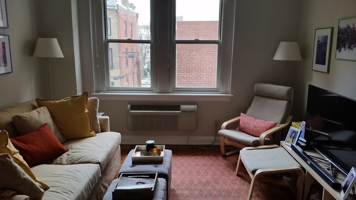 Living Room - 1725 New Hampshire Ave NW