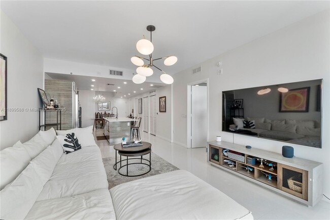 Foto del edificio - 460 NE 28th St