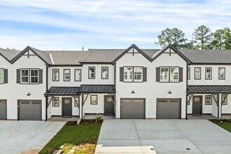 Building Photo - 904 Winslow Ct