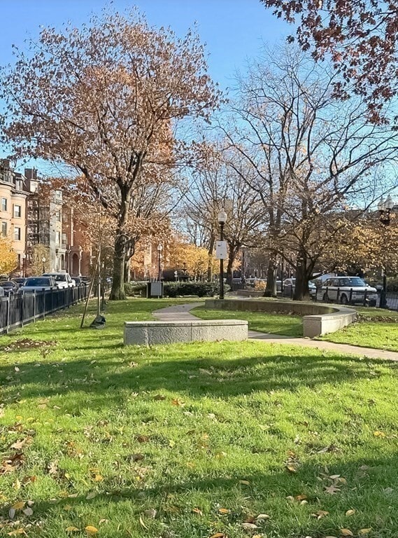 Foto del edificio - 534 Massachusetts Ave