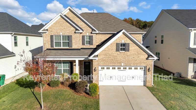 Foto principal - 5470 Noble View Dr