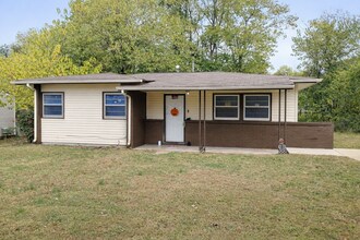 Building Photo - 2214 Evans Ave NW