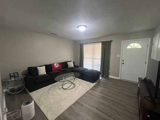 Foto del edificio - 3502 Willow Ln