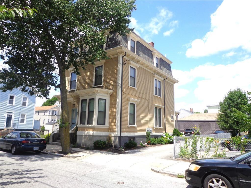 Primary Photo - 69 Grove St