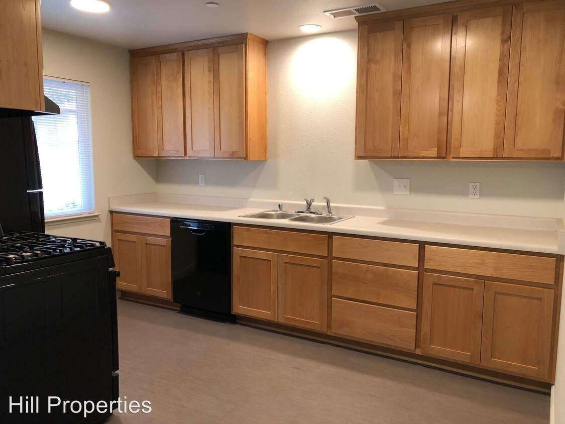 Primary Photo - 2 br, 1 bath Room For Rent - 723 W 2nd Avenue