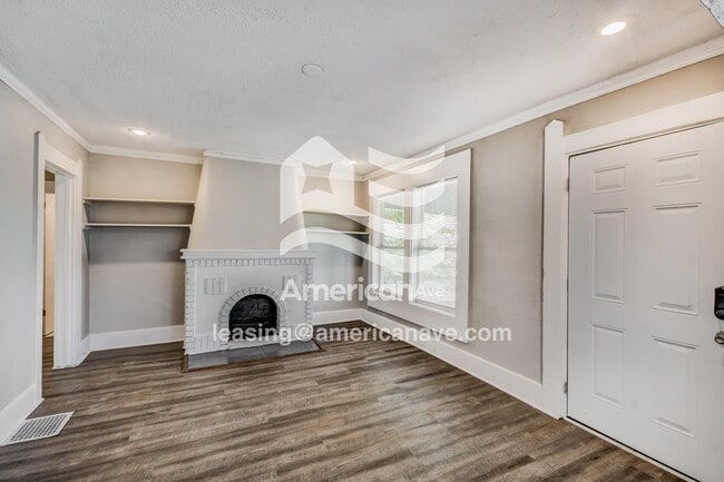 Building Photo - 7013 4th Ave S