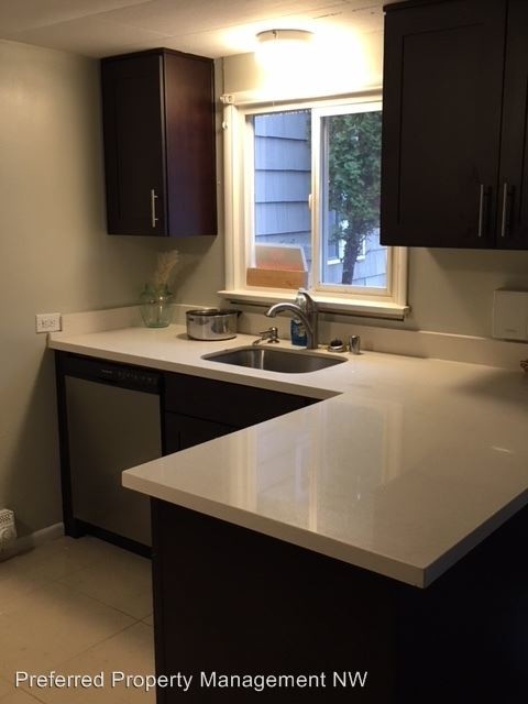 Foto del edificio - 2618 Oakes Ave