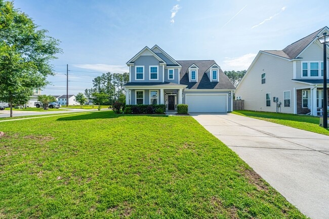 Building Photo - 201 Bigleaf Ct