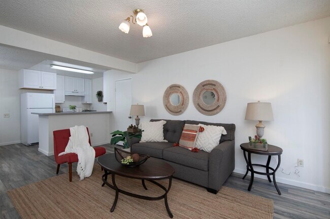 Foto del edificio - 3549 Castle Glen Dr