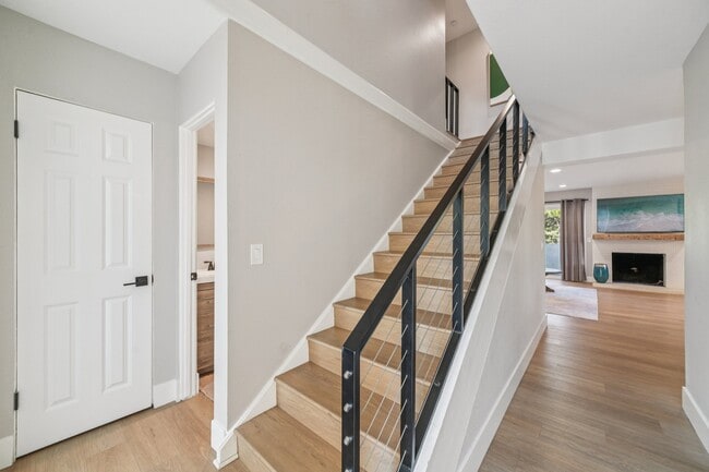 Building Photo - 835 Amigos Way