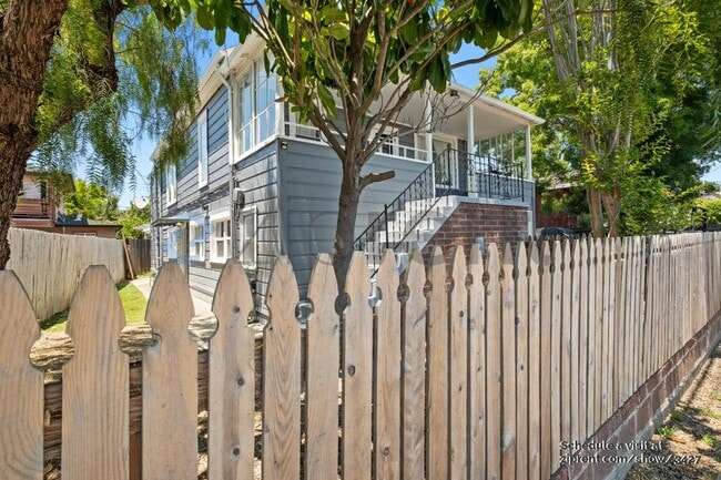 Building Photo - 29 Mariposa Rd