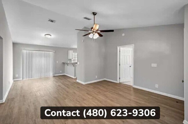 Foto del edificio - 1286 Woodcrest Rd S