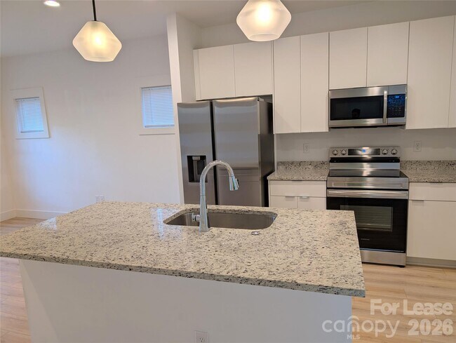 Building Photo - 26 Cub Rd