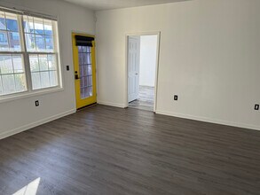 Building Photo - 3110 Daylilly Dr