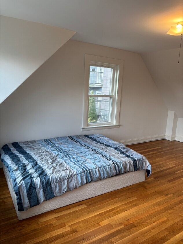 Foto principal - 104R Homes Ave