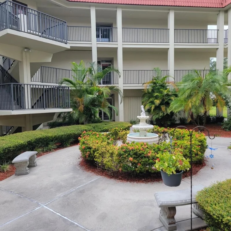 Primary Photo - 2700 Bayshore Blvd