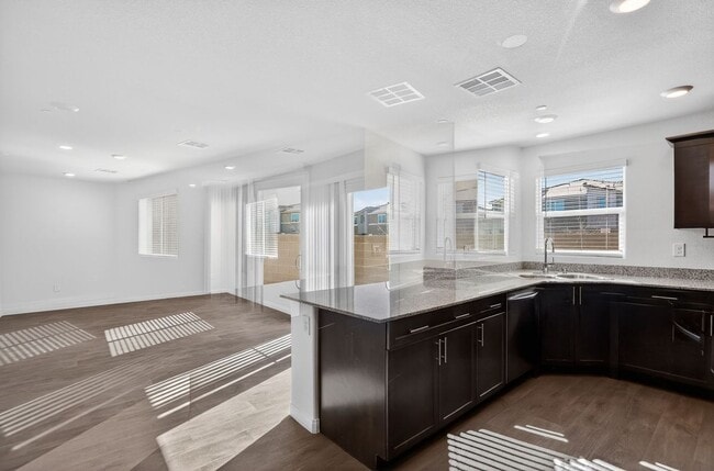 Building Photo - 2695 Tangerine Cloud Ave