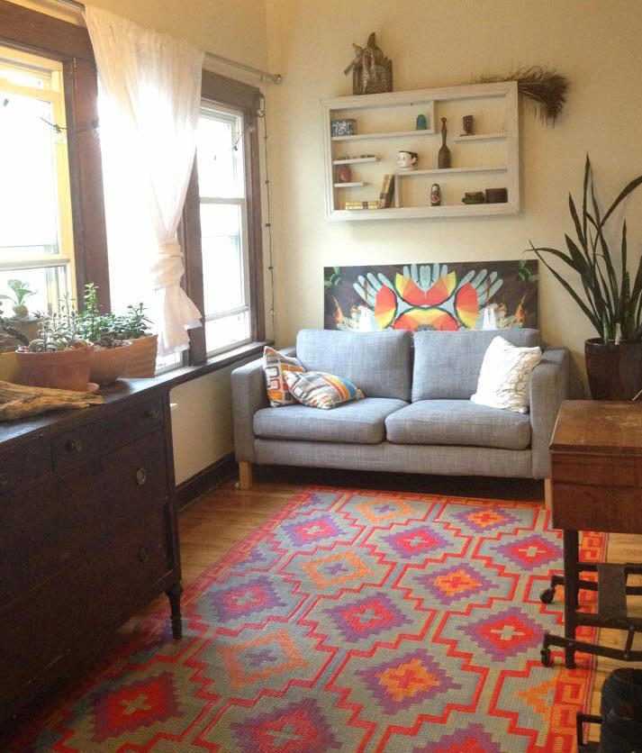 sunroom - 2863 W Dickens Ave