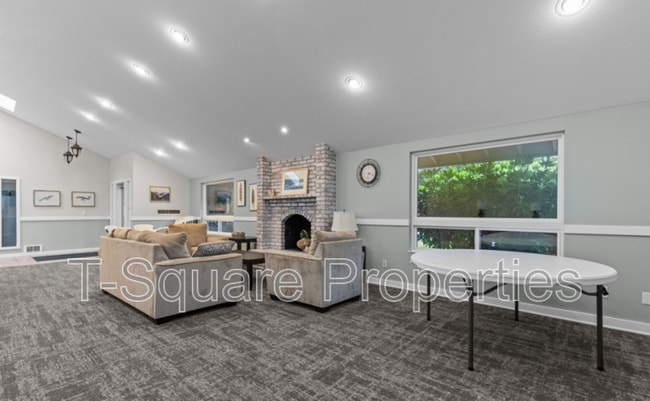 Foto del edificio - 14200 NE 171st St