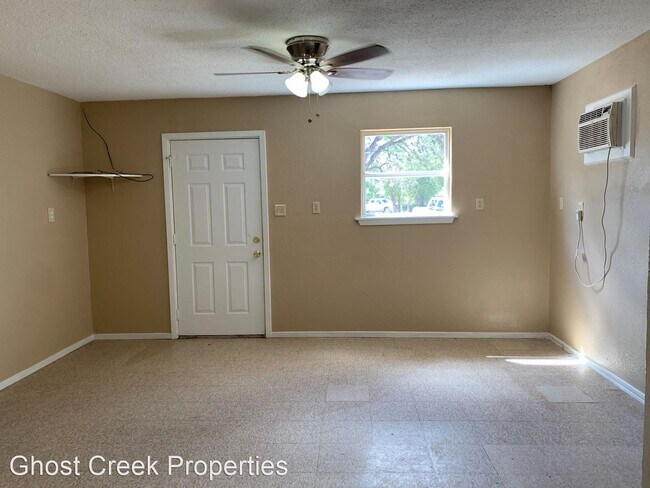 Building Photo - 2 br, 1 bath House - 165 Oak Ridge Trail