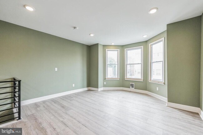 Foto del edificio - 2824 N 22nd St