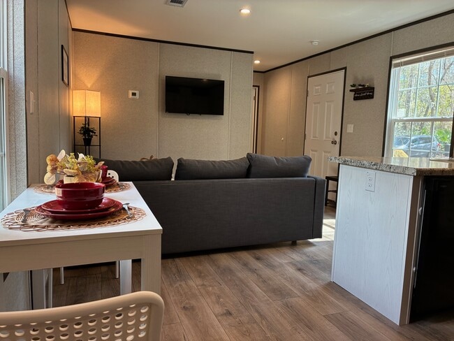 Building Photo - 5223 Chicory Cir