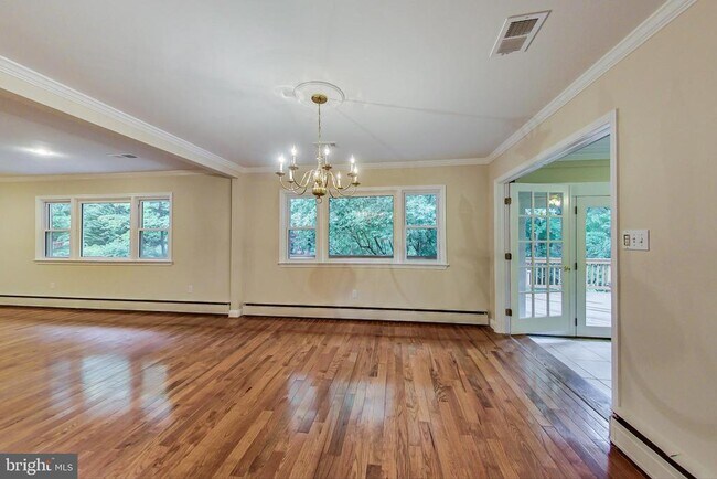 Foto del edificio - 14904 Claude Ln