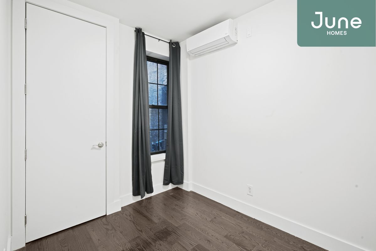 Full room in 3bed/1.5bath Home Apartment for Rent in Queens, NY