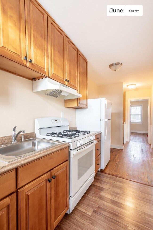 Foto del edificio - 711 Kearny St NE