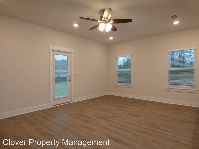 Foto del edificio - 3 br, 2 bath House - 9701 Nature Creek Blvd.