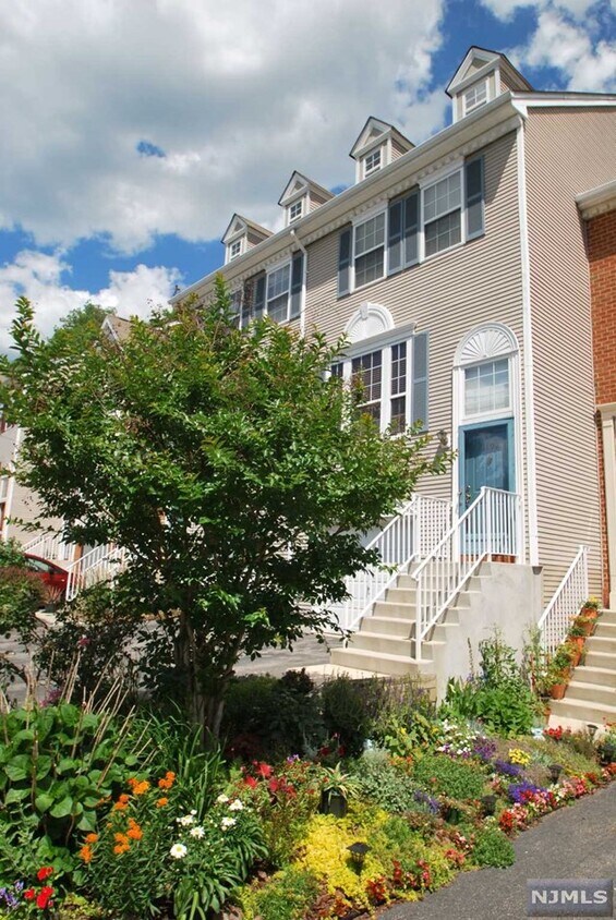 1192 Chedworth Cir Unit 1192, Mahwah, NJ 07430 Condo for Rent in